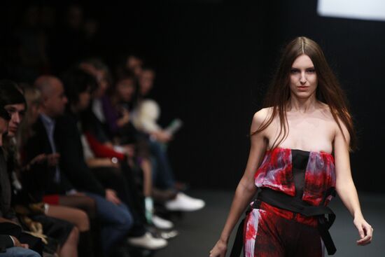 RFW. C'N'C CoSTUME NATIONAL