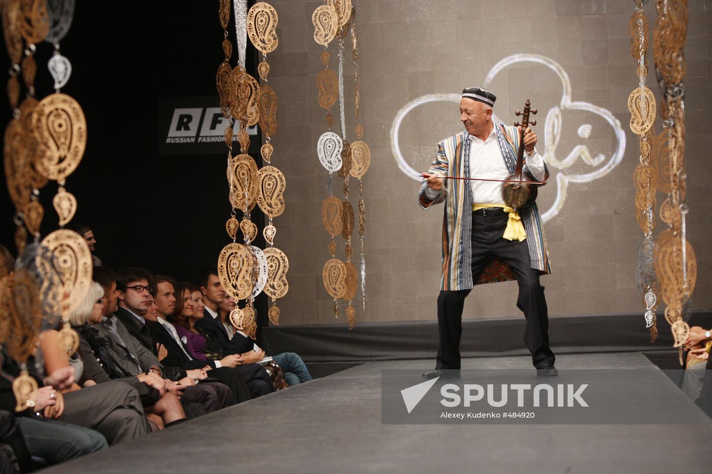 RFW. GULI runway fashion show