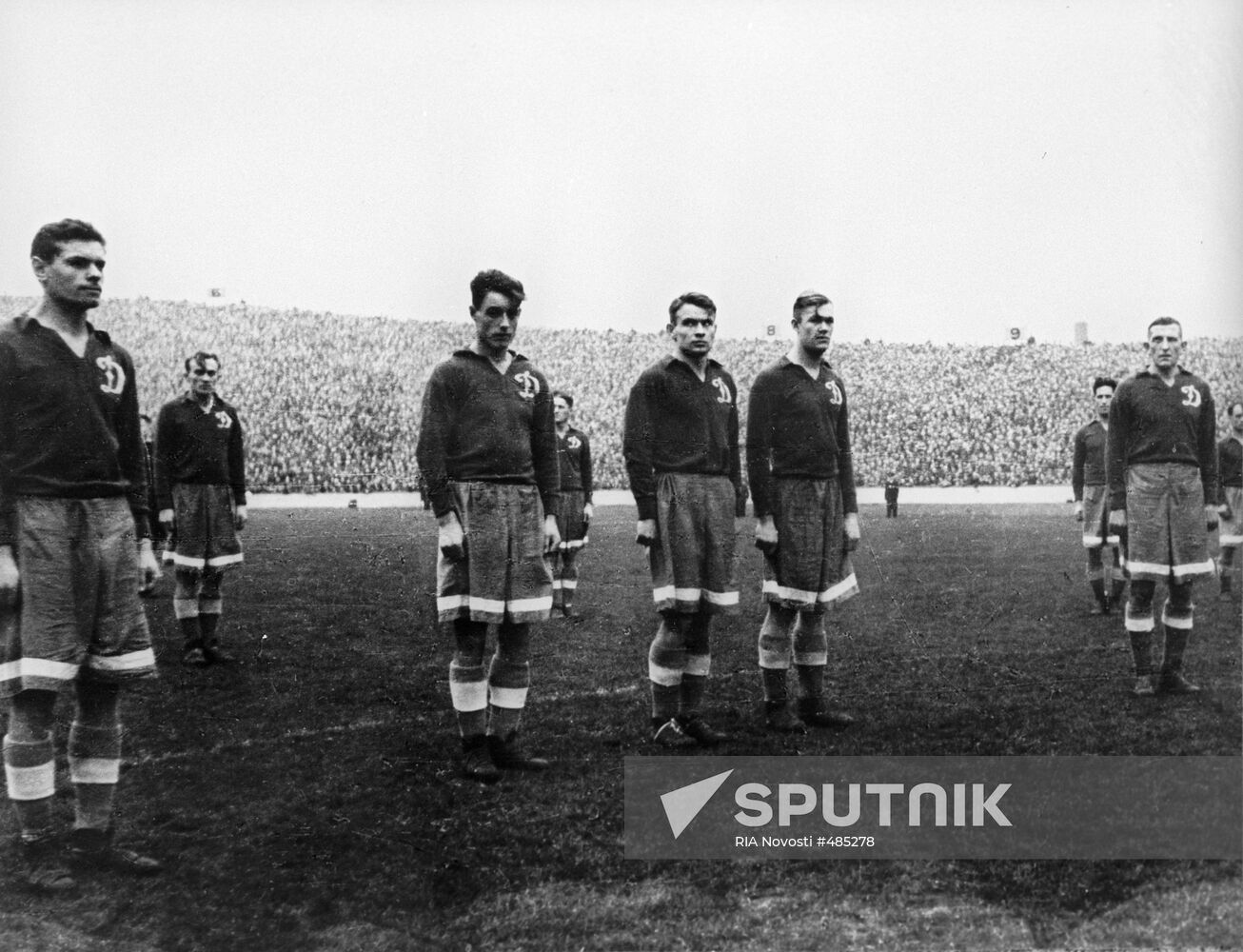 Dinamo forwards in England