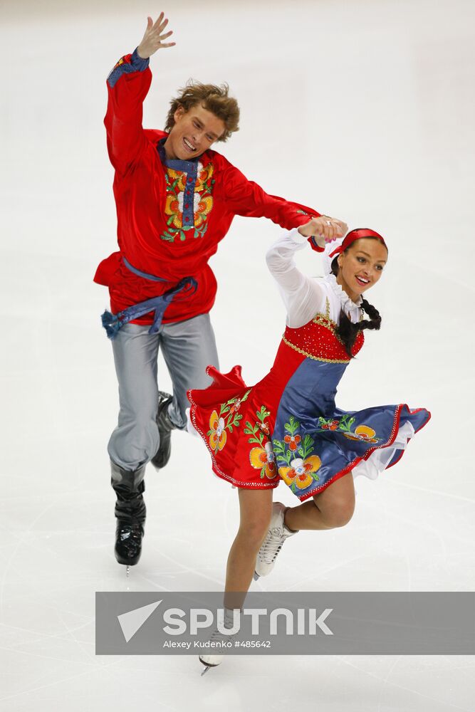 Yekaterina Ryazanova, Ilya Tkachenko perform original dance