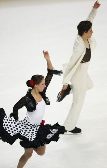 Vanessa Crone, Paul Poirier perform their original dance