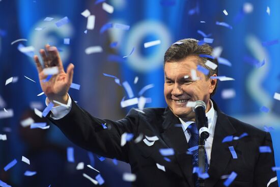 Ukraine's Viktor Yanukovich to run for president