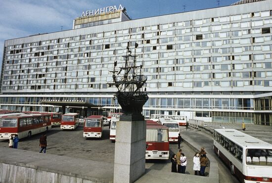 Leningrad Hotel