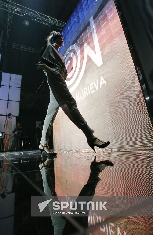 Nadya Nurieva fashion show