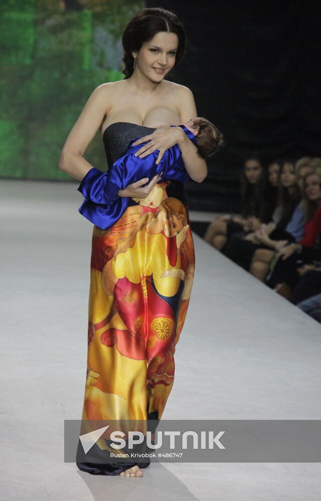 Antonina Shapovalova fashion show