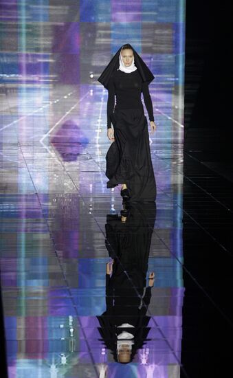 Viktoria Andreyanova fashion show