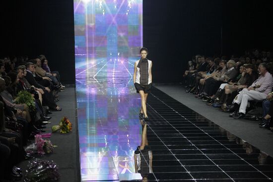 Viktoria Andreyanova fashion show