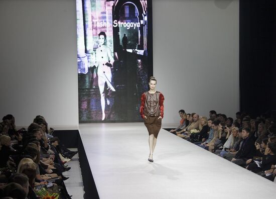 Tasha Strogaya fashion show