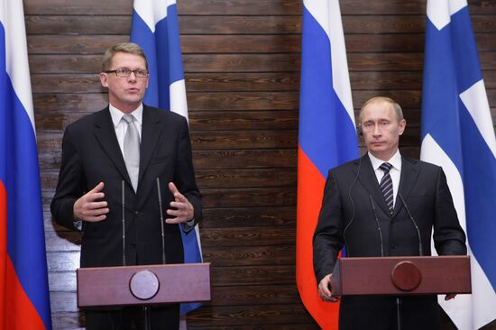 Russian, Finnish PMs hold joint news conference