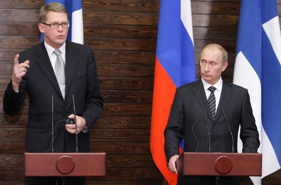 Russian, Finnish PMs hold joint news conference