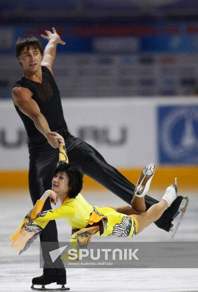 Yuko Kawaguchi, Alexander Smirnov. Demonstration performance