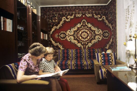 Olga Kisel and her daughter