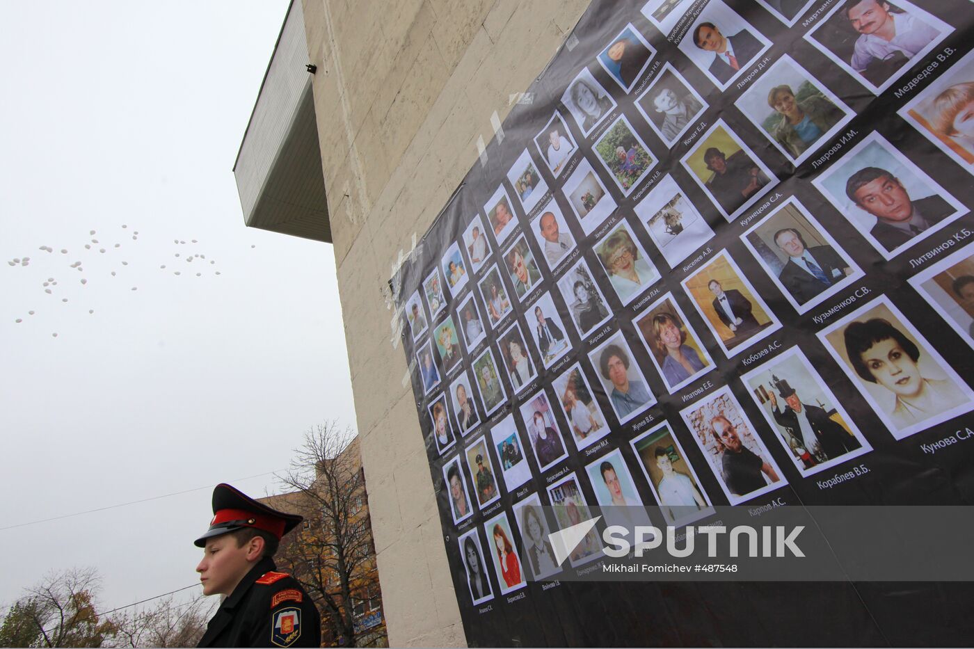 Remember victims of 2002 Moscow theater hostage crisis