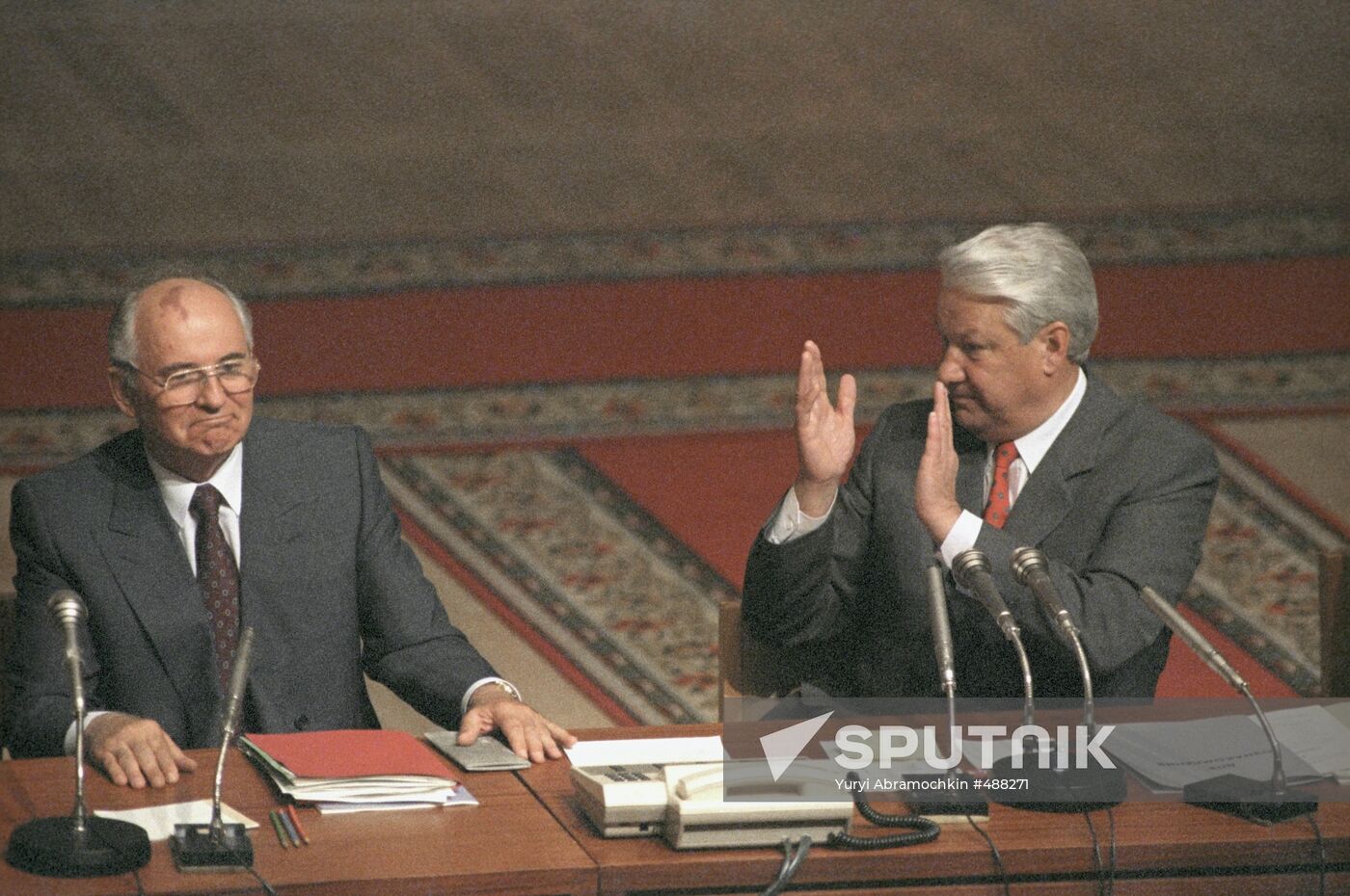 Mikhail Gorbachev and Boris Yeltsin