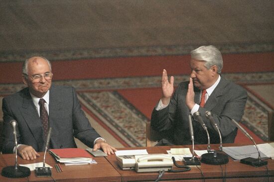 Mikhail Gorbachev and Boris Yeltsin