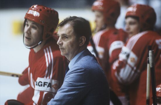 Viktor Tikhonov