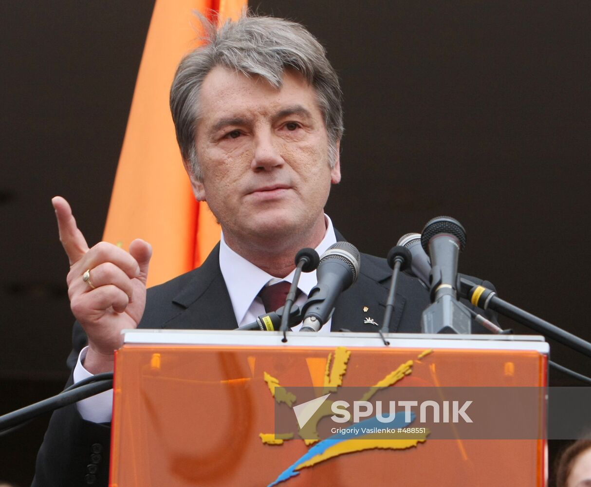 Ukrainian President Viktor Yushchenko files to run for new term