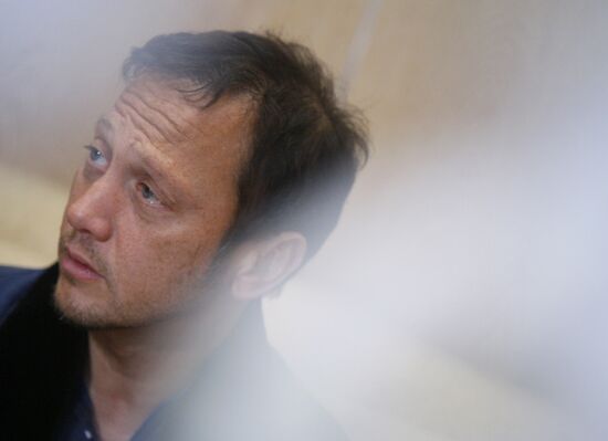 Movie actor Rob Schneider arrives in Moscow