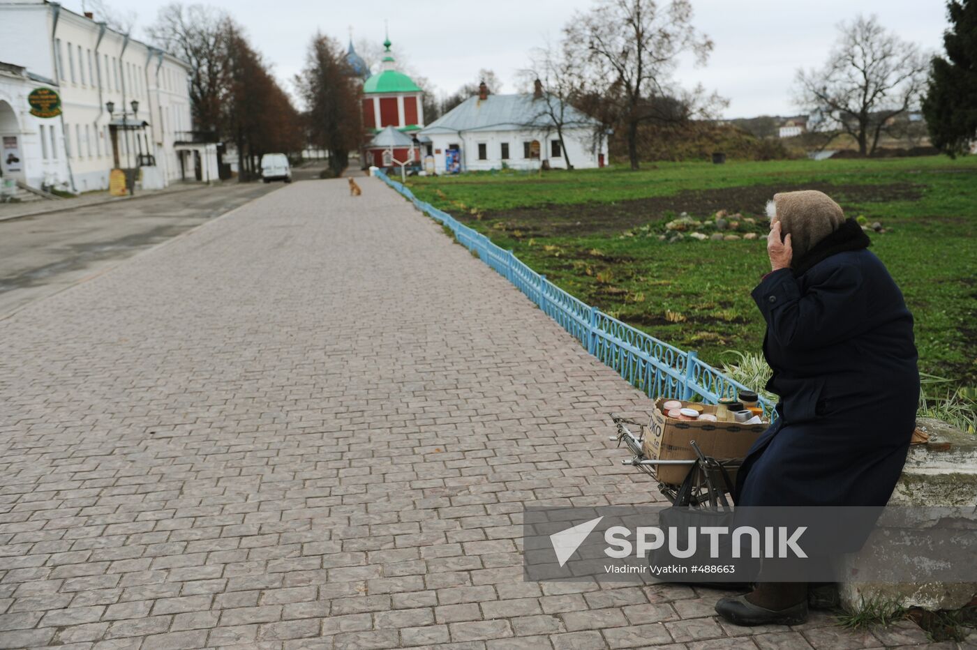 A local resident in downtown Suzdal