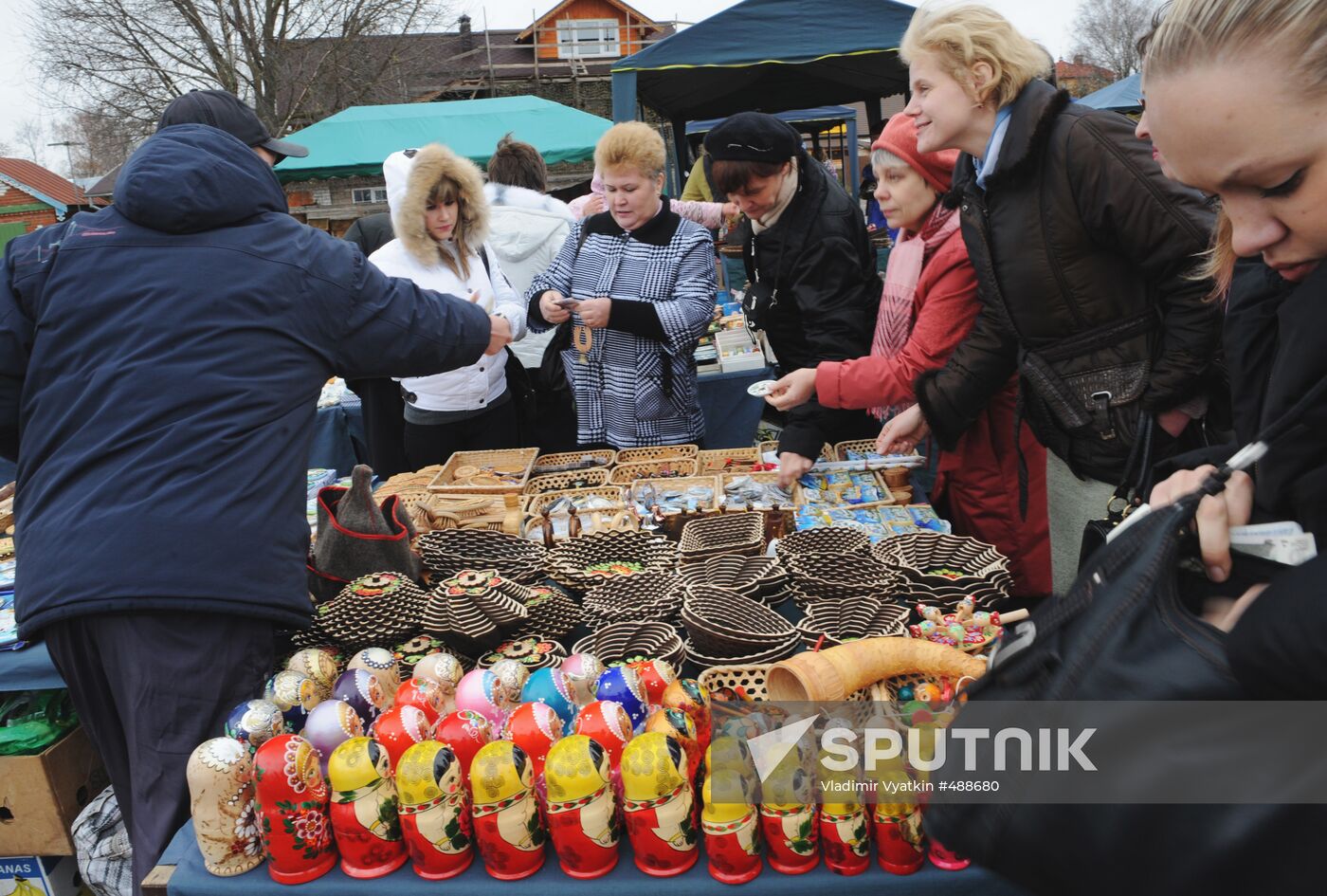 Souvenir market at Wooden Architecture Museum-Reserve