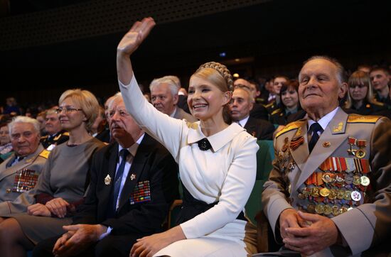 Timoshenko greets WWII veterans