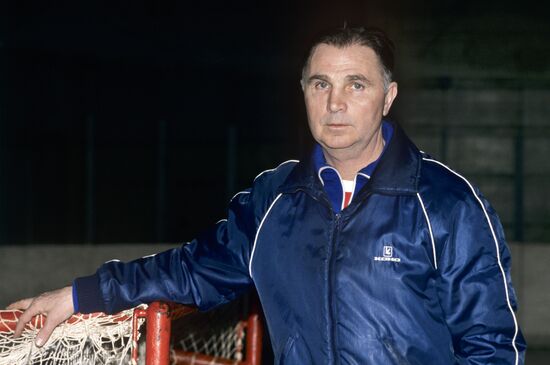 Viktor Tikhonov