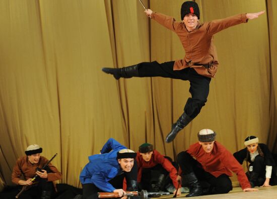 Partisans dance. Igor Moiseyev Folk Dance Company