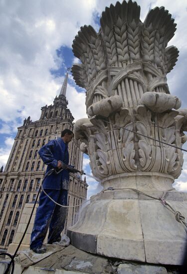 Reconstruction of hotel Ukraina