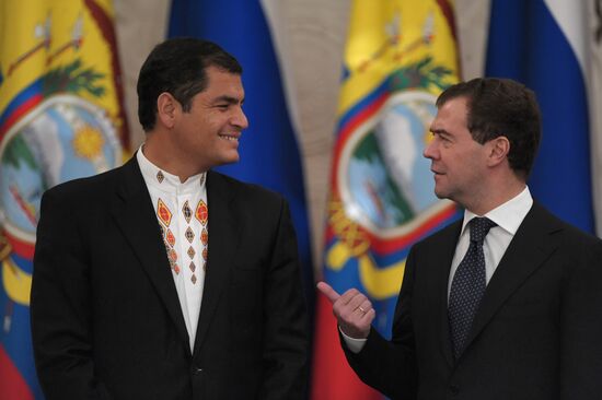 Russian, Ecuadorian presidents meet in Moscow