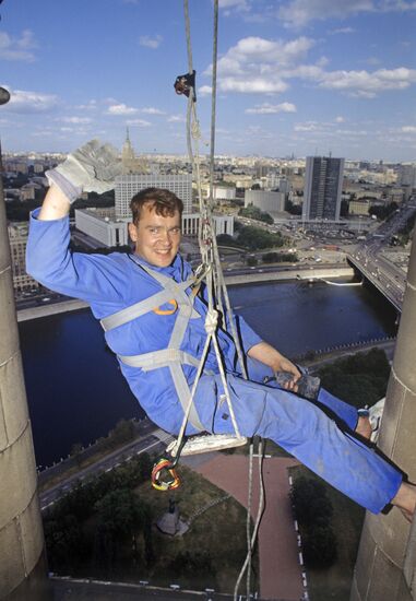 Climber-restorer
