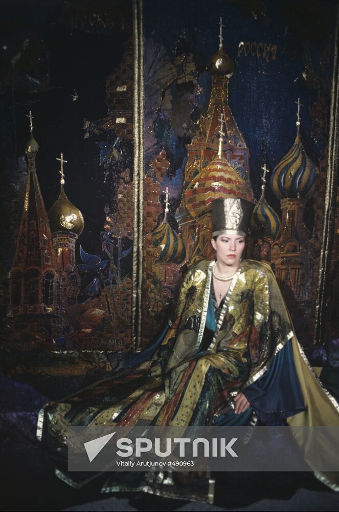 Models by fashion designer Yelena Pelevina