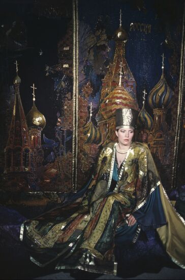 Models by fashion designer Yelena Pelevina