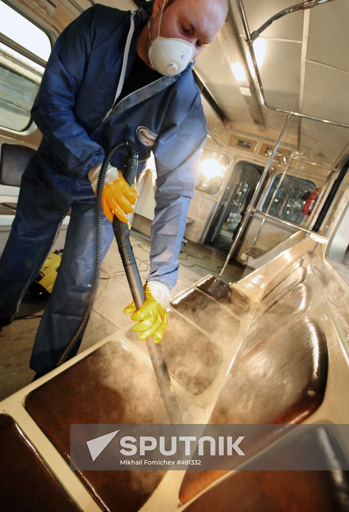 Subway cars disinfected in Kaluzhskoye depot