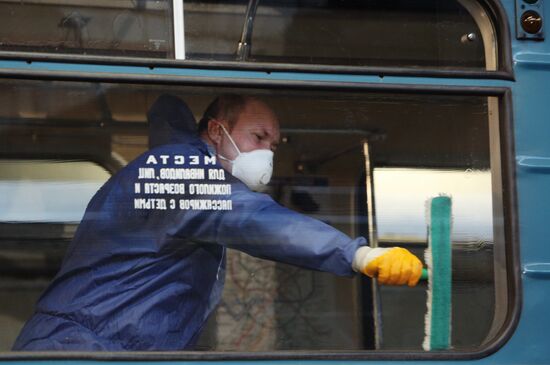 Subway cars disinfected in Kaluzhskoye depot