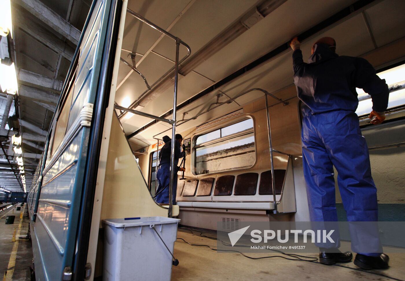 Subway cars disinfected in Kaluzhskoye depot