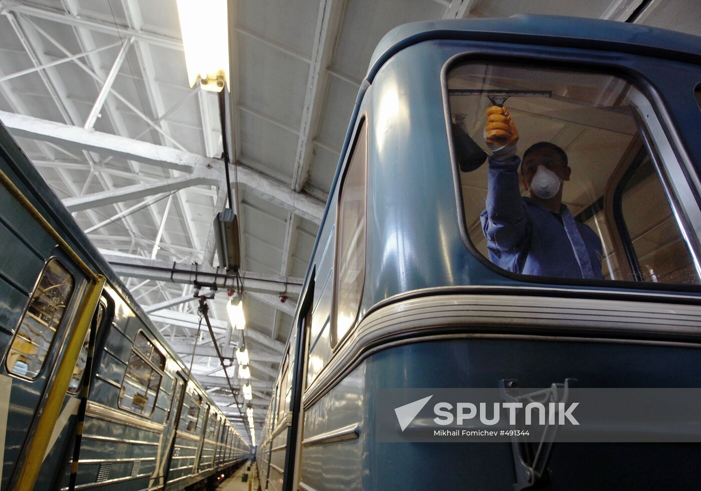 Subway cars disinfected in Kaluzhskoye depot