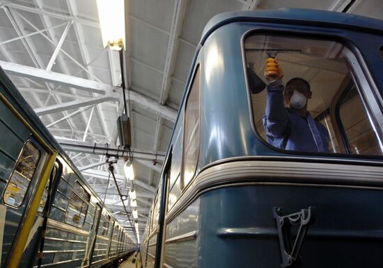 Subway cars disinfected in Kaluzhskoye depot