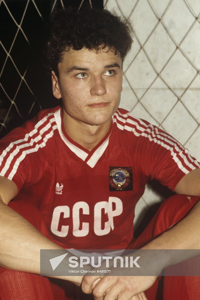 Yury Nikiforov