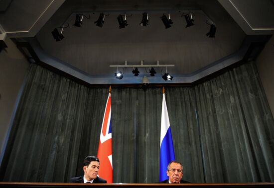 Sergei Lavrov and David Miliband meet in Moscow