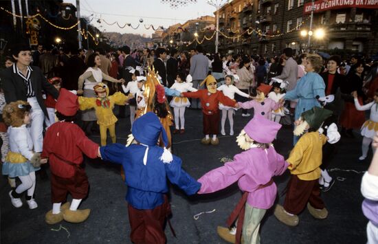 Children at "Erebuni-Yerevan" fall festival