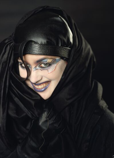 Modern make-up