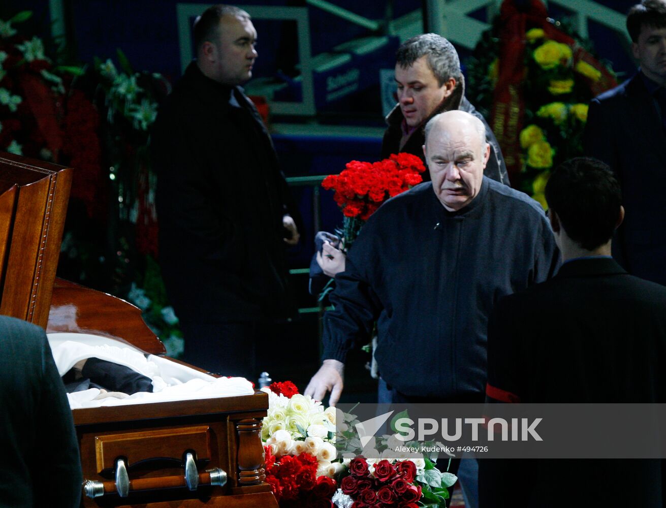 Shabtai von Kalmanovich funeral ceremony in Vidnoye