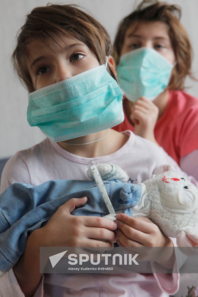 Children with flue treated at home