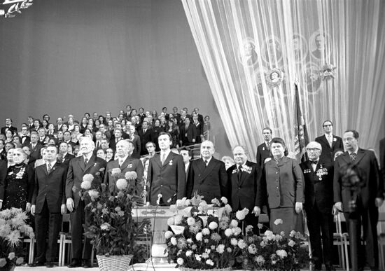 USSR hymn on Maly Theater stage