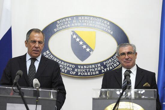 Press conference given by Sergei Lavrov, Sven Alkalaj