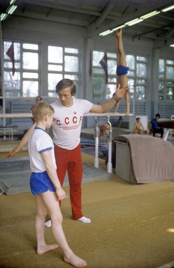 Nikolai Andrianov with his students
