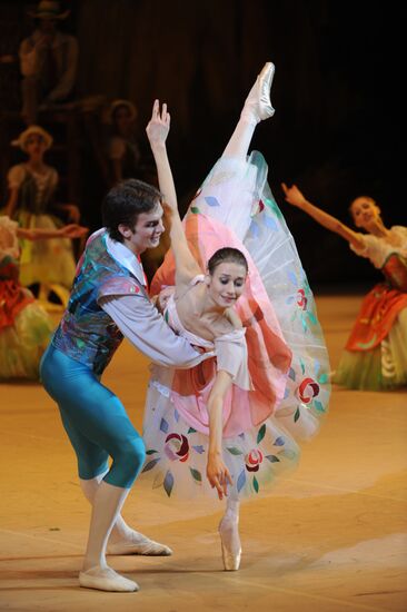 Vain Precautions ballet directed by Yuri Grigorovich