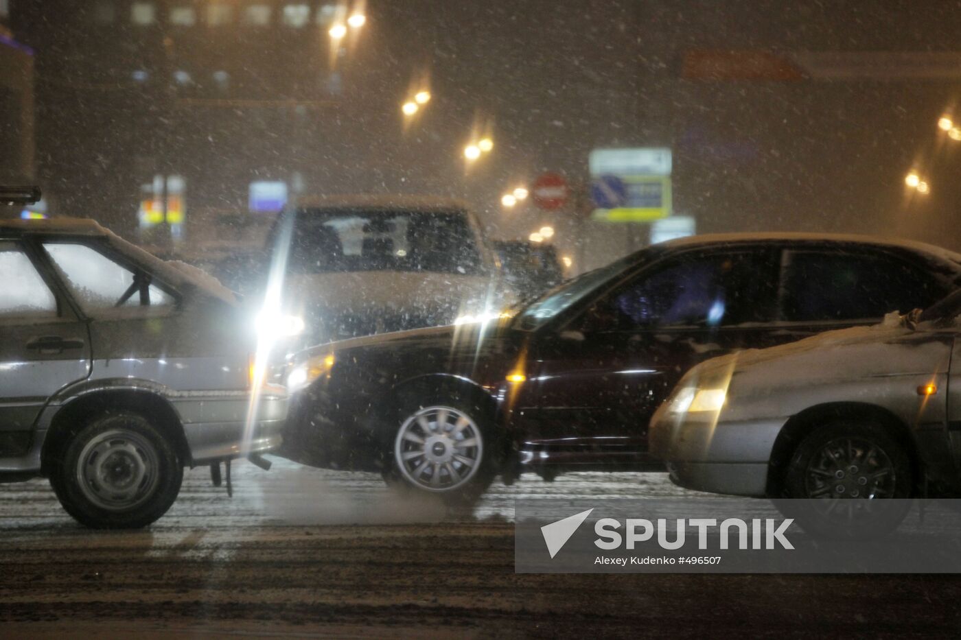 Weather related traffic difficulties