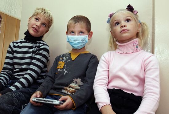 Chidren treated for flu and viral infections