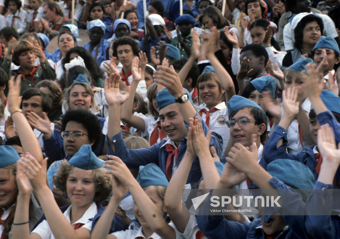 Pioneers from Artek pioneer camp